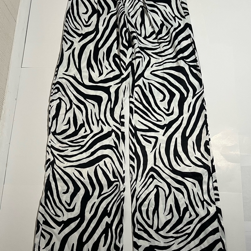 Bershka Satin Zebra Pattern Trousers - Picture 8 of 9